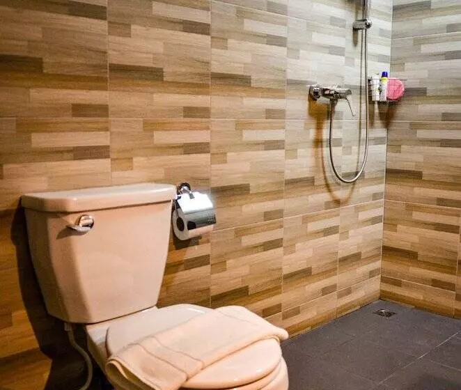 Hotel Rice Barn And Rooms