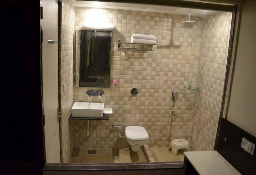 Отель Royal Park 22