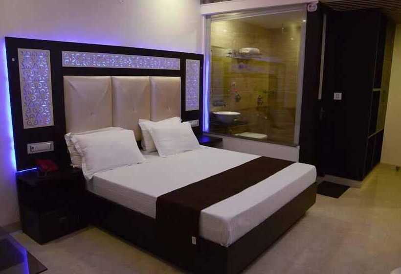 Отель Royal Park 22