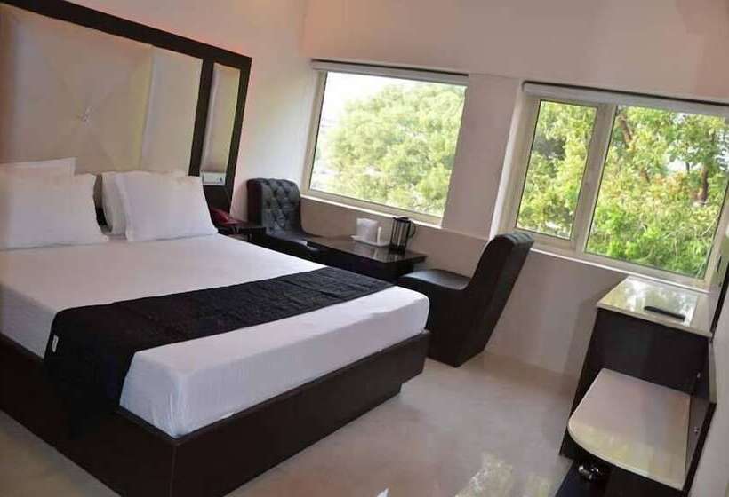 Отель Royal Park 22