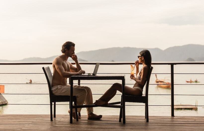 Hotel The Cliff Lipe