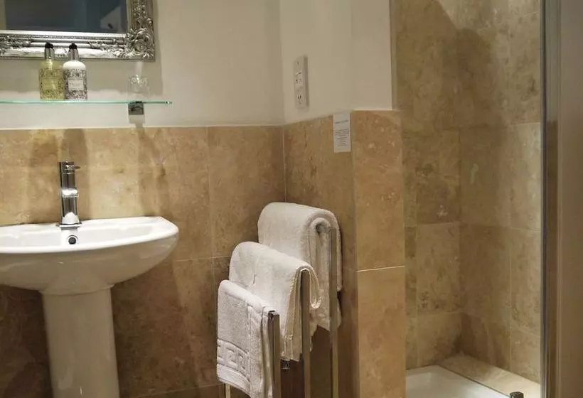 Отель Thirtyfive B&b