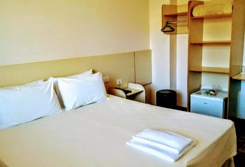 Отель Vespasiano