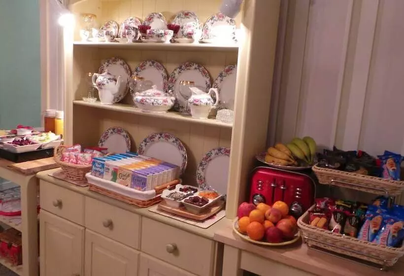 פנסיון Comely Bank Guest House