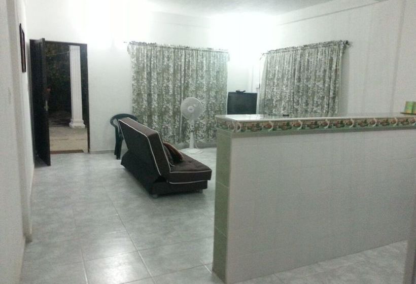 Пансион Ground Road Native Place