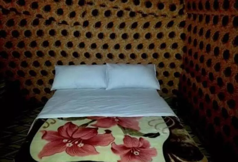 تختخواب و صبحانه Camp Sahara Majestic