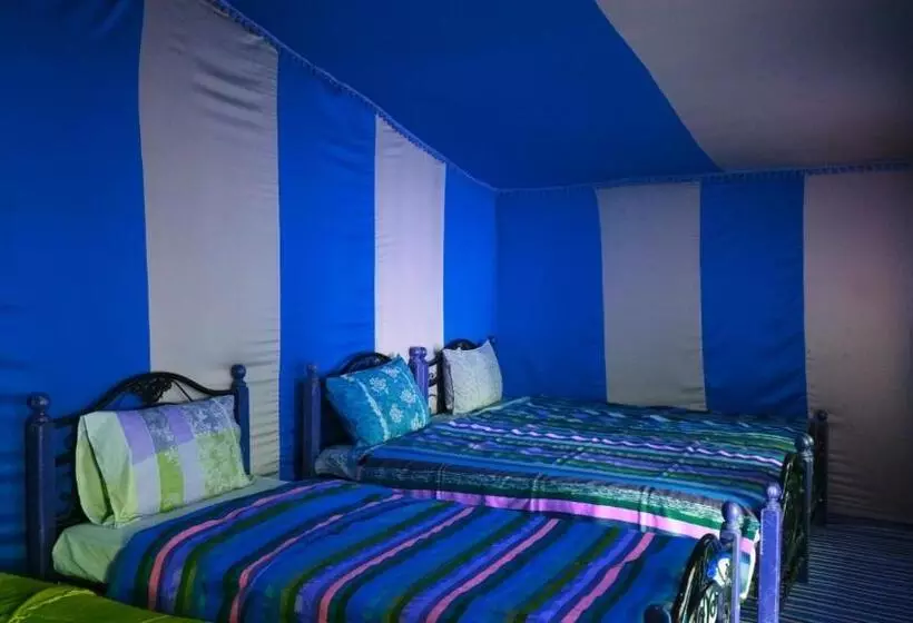 تختخواب و صبحانه Camp Sahara Majestic