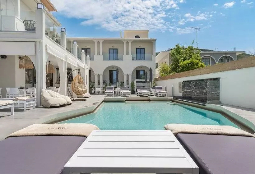 هتل Nikon Boutique