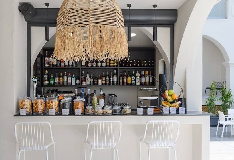 هتل Nikon Boutique