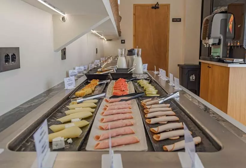 هتل Nikon Boutique