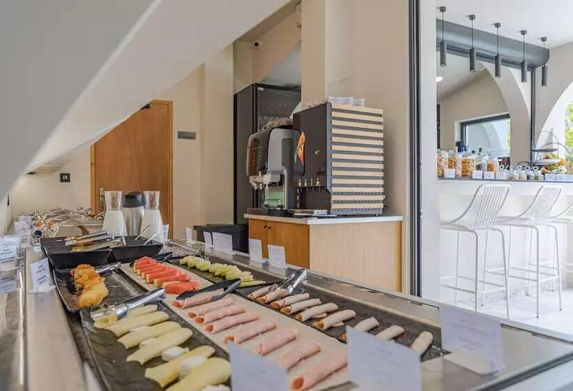 هتل Nikon Boutique