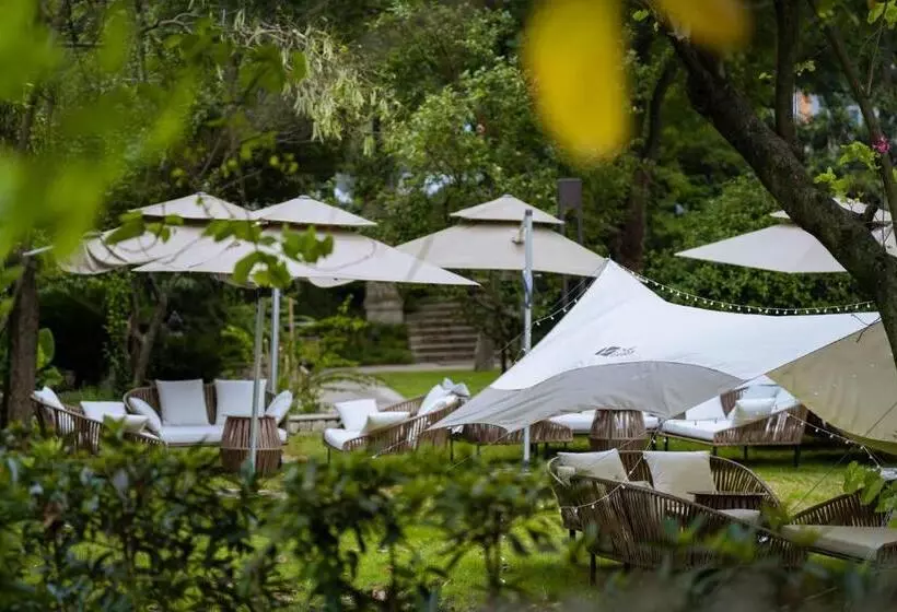 ホテル Tivoli Chengdu At Cultural Heritage Park