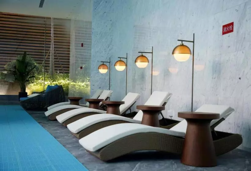 ホテル Tivoli Chengdu At Cultural Heritage Park