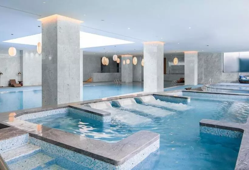 ホテル Tivoli Chengdu At Cultural Heritage Park