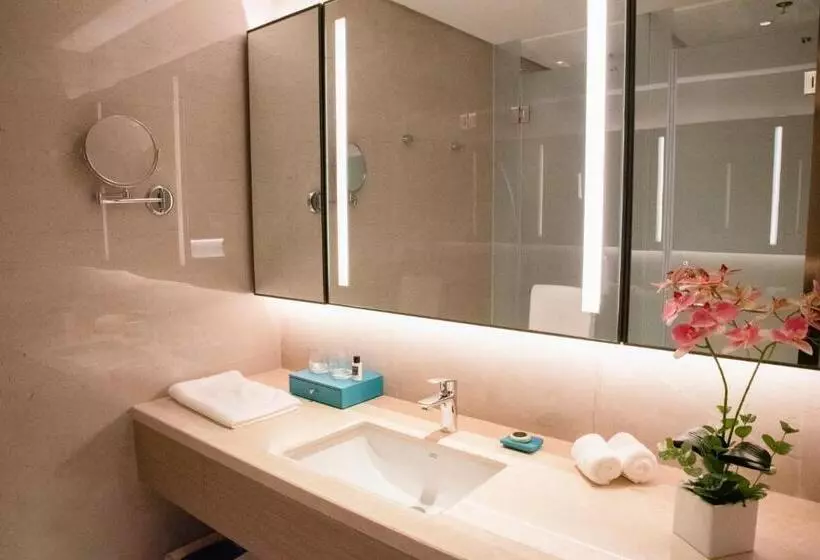 ホテル Tivoli Chengdu At Cultural Heritage Park