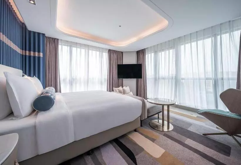 ホテル Tivoli Chengdu At Cultural Heritage Park