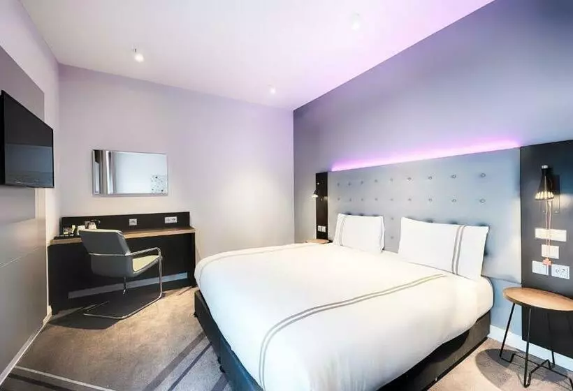 هتل Premier Inn Regensburg City Centre