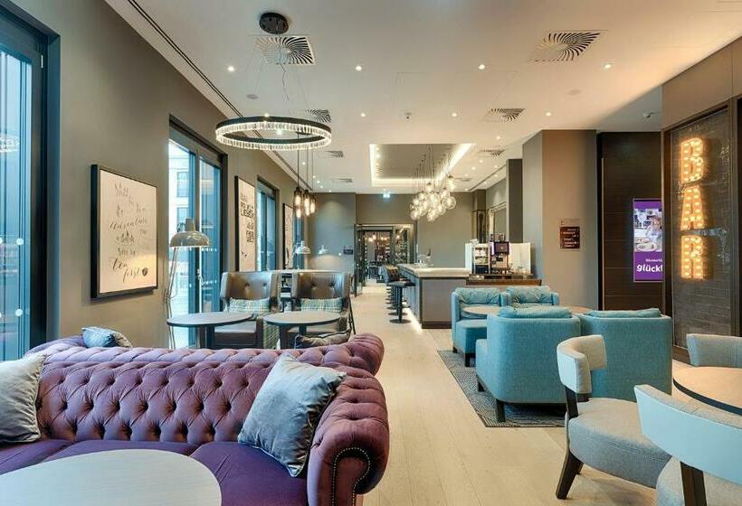 هتل Premier Inn Regensburg City Centre