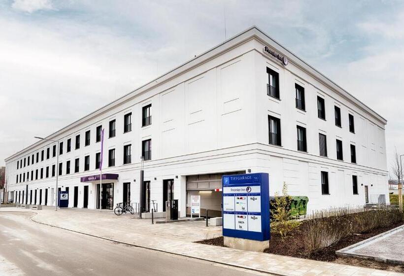 هتل Premier Inn Regensburg City Centre