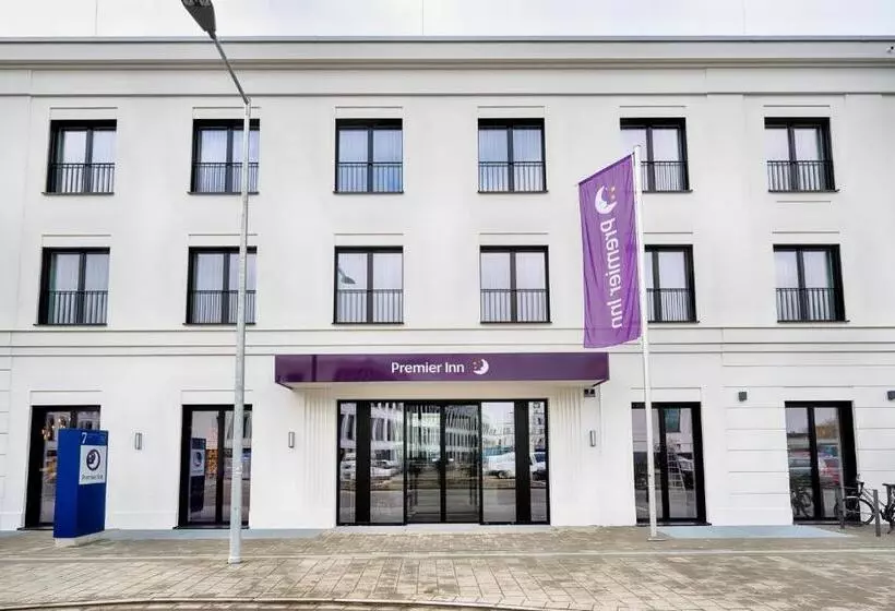 هتل Premier Inn Regensburg City Centre