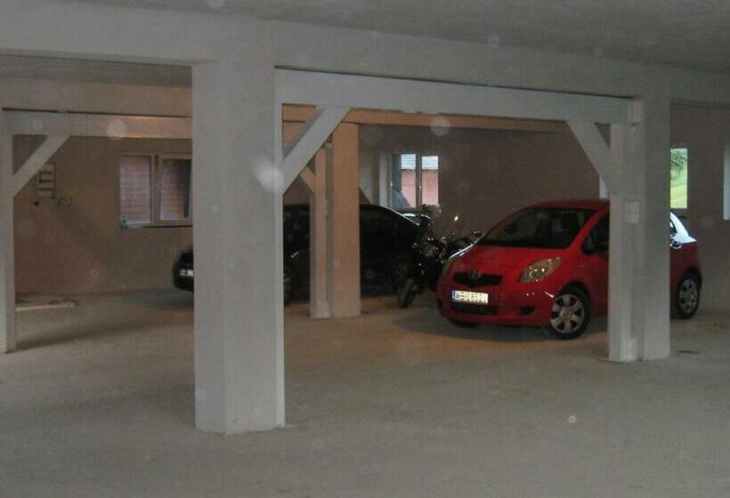 膳宿费 Penzion Krasula