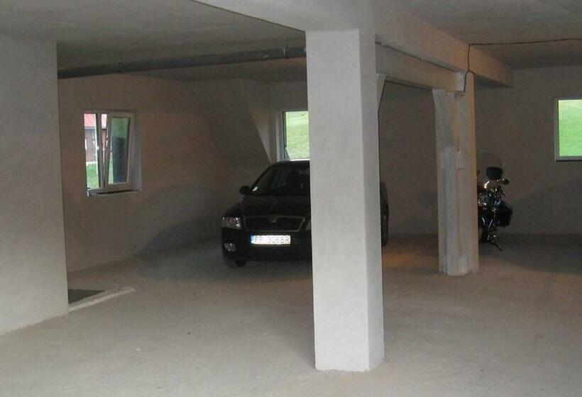 膳宿费 Penzion Krasula