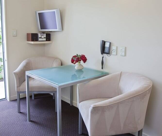 162 Kings Of Riccarton Motel