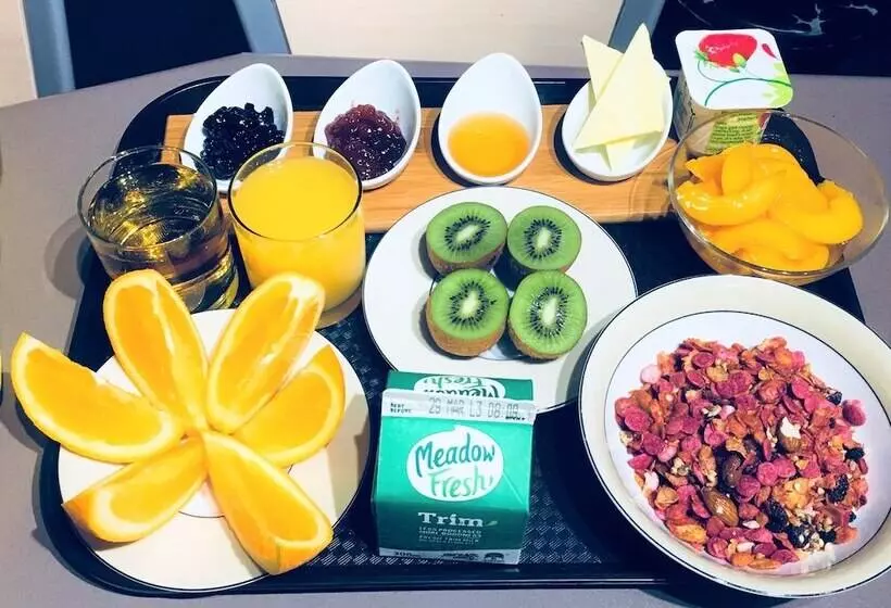 162 Kings Of Riccarton Motel