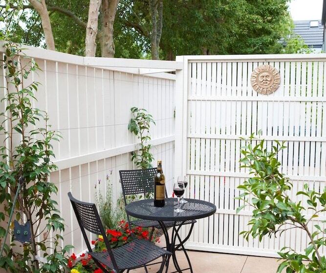 162 Kings Of Riccarton Motel