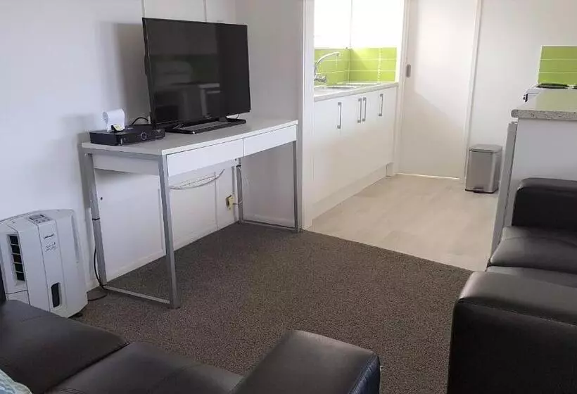 Little Haven Formerly 52 On Rifle Motel