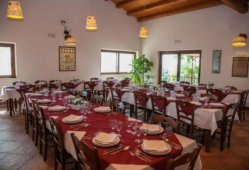 Agriturismo Borgo Degli Ulivi