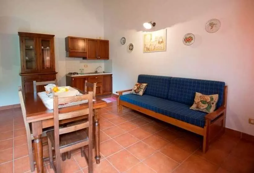 Agriturismo Borgo Degli Ulivi