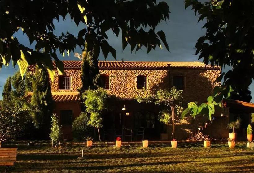 Hostal Nou De Crespià