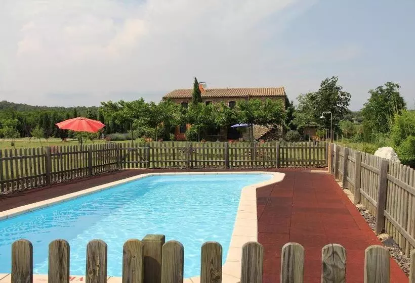 Hostal Nou De Crespià