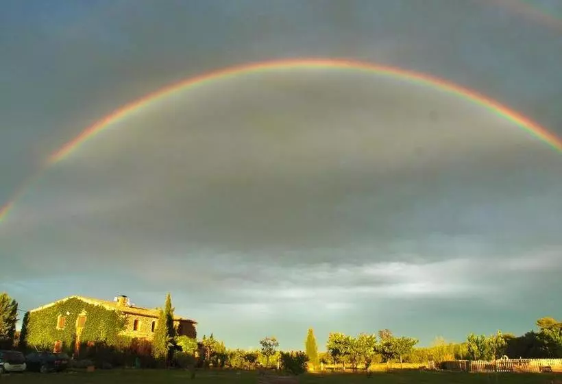 Hostal Nou De Crespià