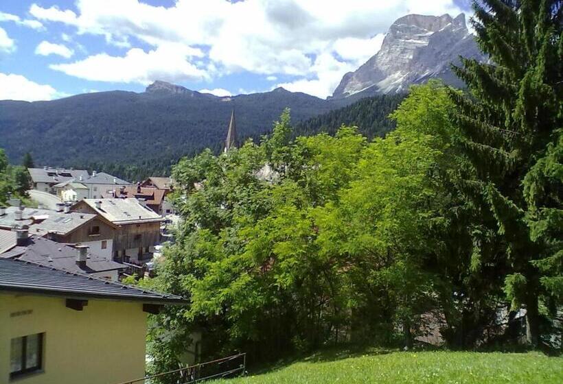 ホテル Casa Montana S. Maddalena