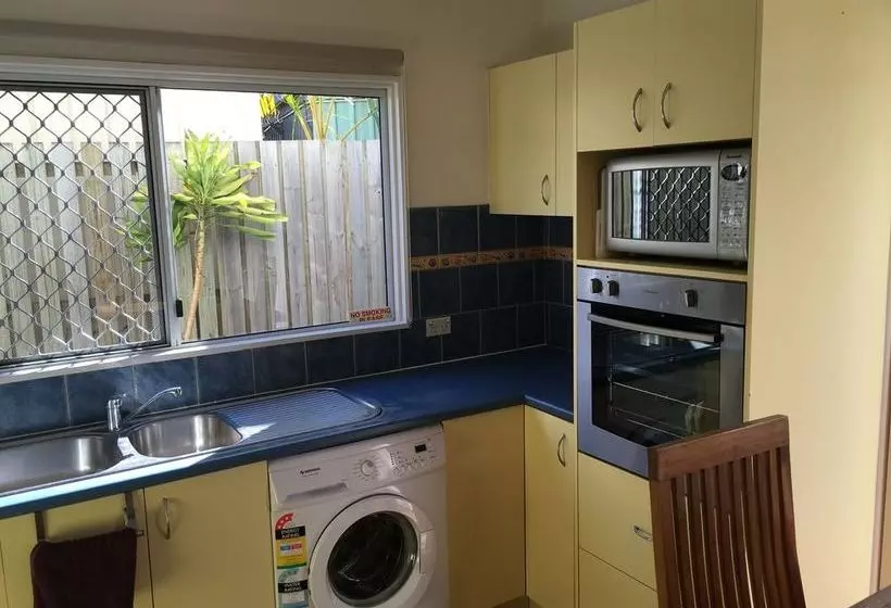 Hotel Coconut Palms On The Bay