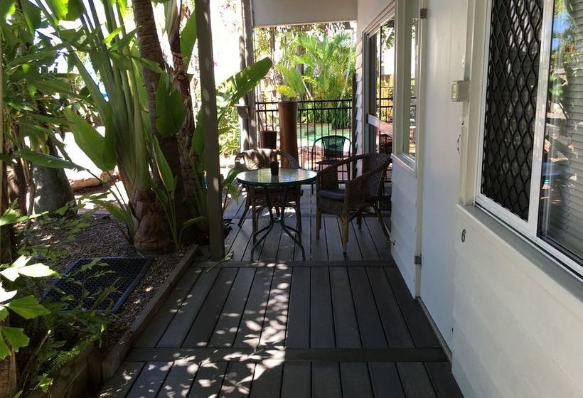 فندق Coconut Palms On The Bay