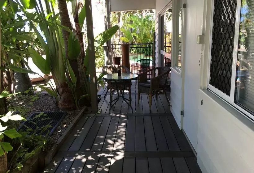 Hotel Coconut Palms On The Bay