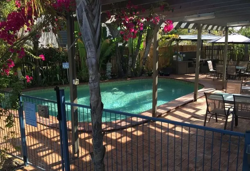 Hotel Coconut Palms On The Bay