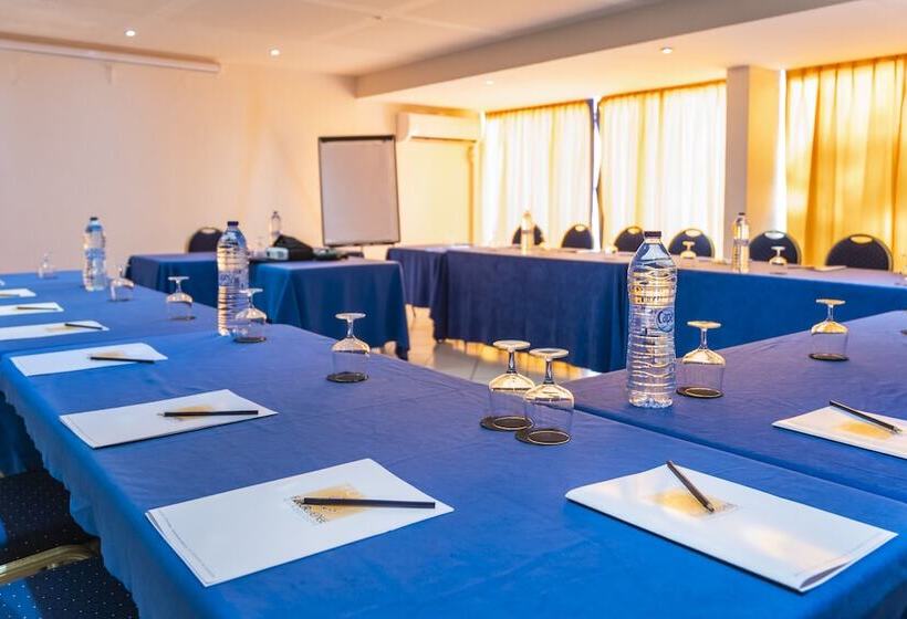 هتل Fleur D'epée