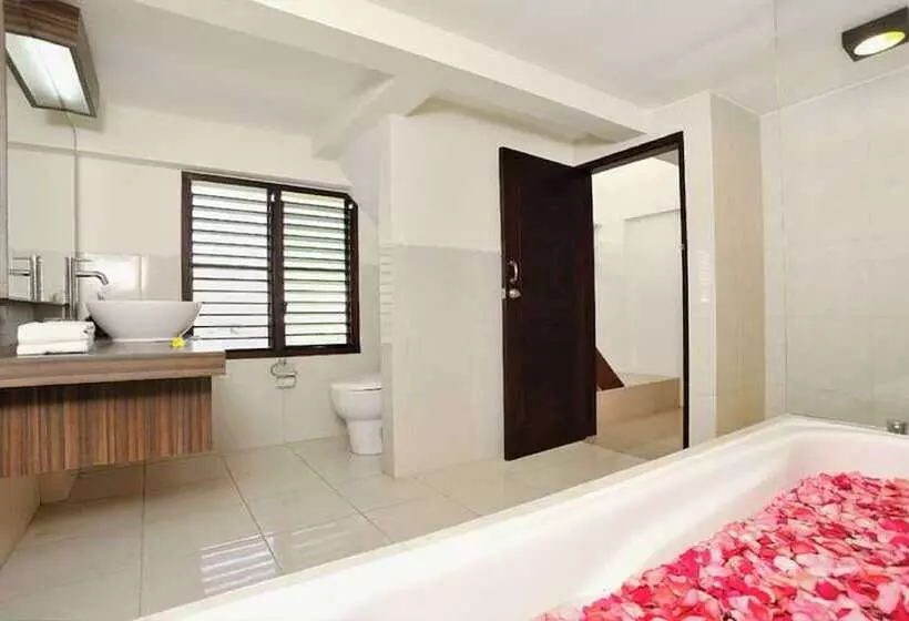 Ganga Hotel & Apartment