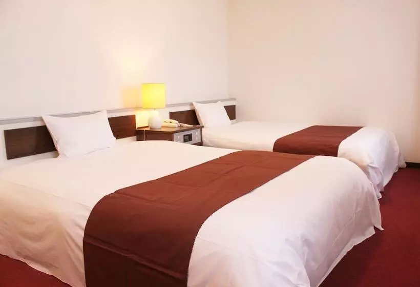 ホテル Livemax Budget Iyomishima