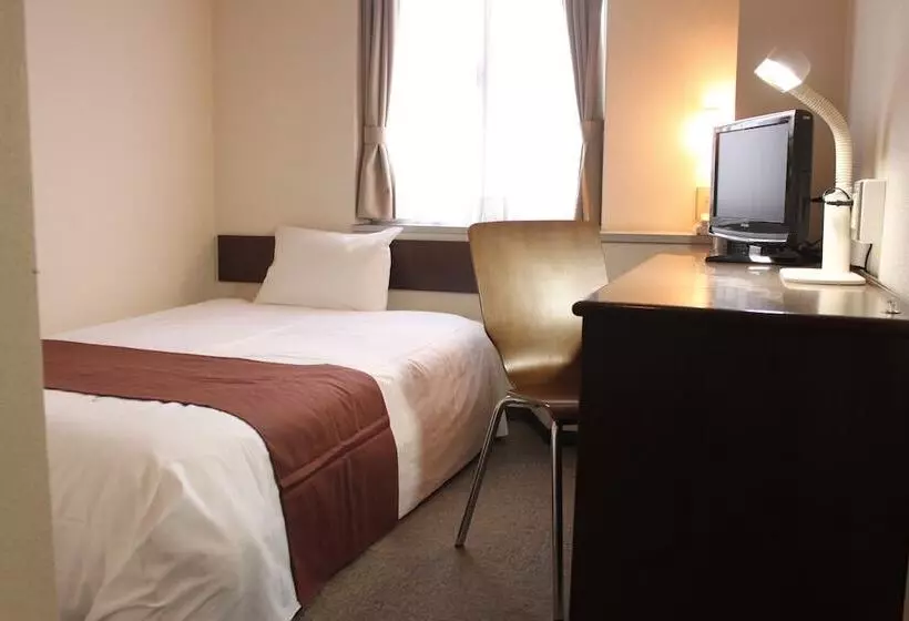 ホテル Livemax Budget Iyomishima