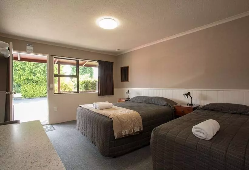 Te Anau Top 10 Holiday Park And Motels