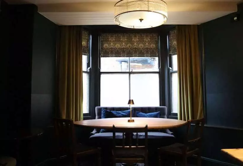 ホテル The George