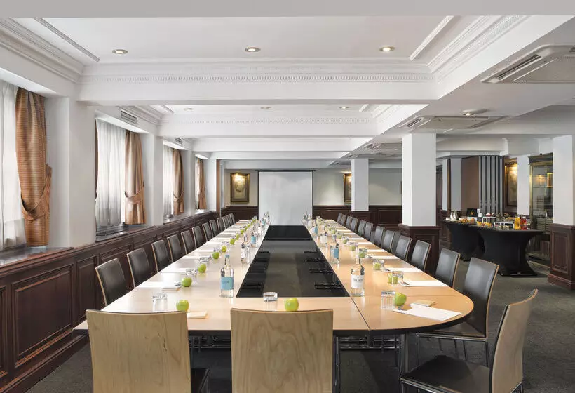 호텔 The Level At Melia White House