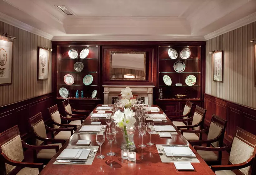 호텔 The Level At Melia White House