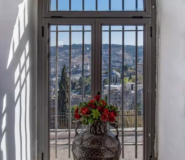 The Sephardic House Hotel In The Jewish Quarter
