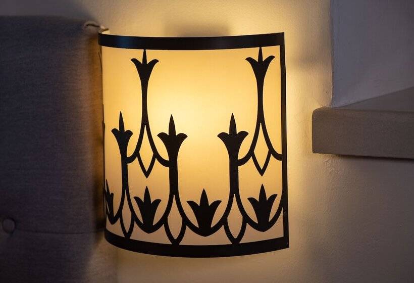 The Sephardic House Hotel In The Jewish Quarter